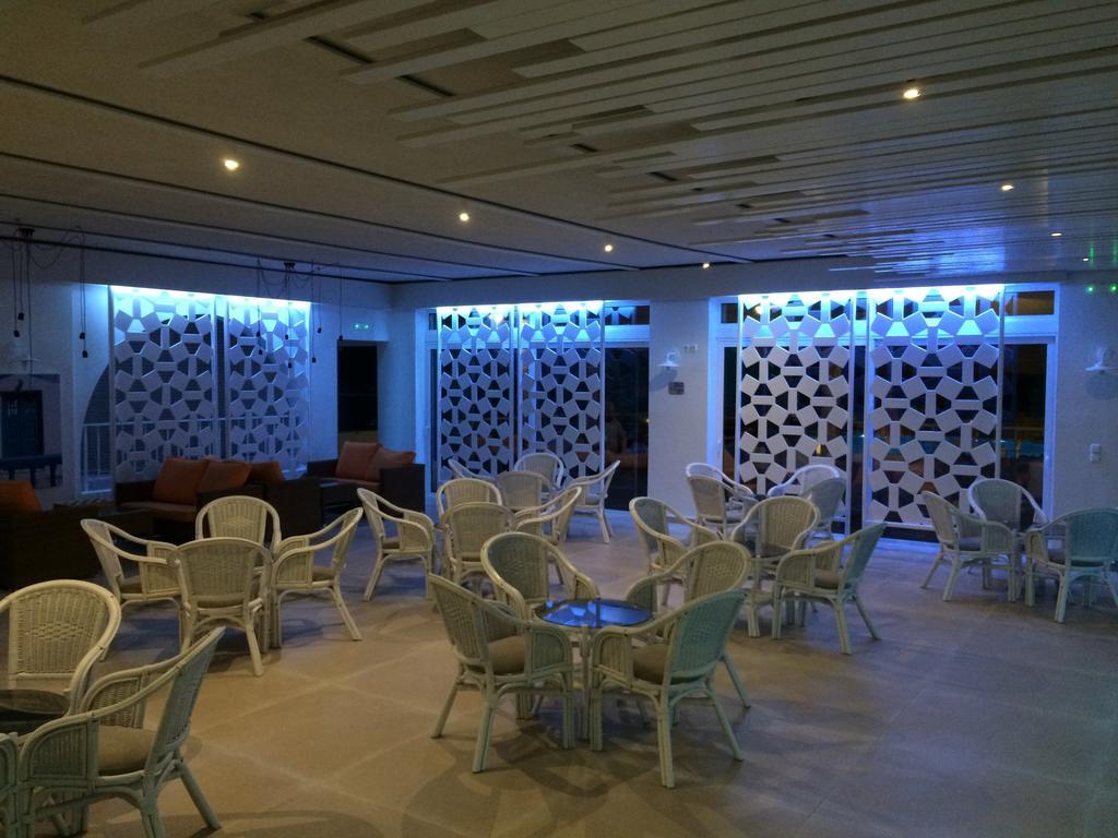 Irina Hotel apartamentowy 3*